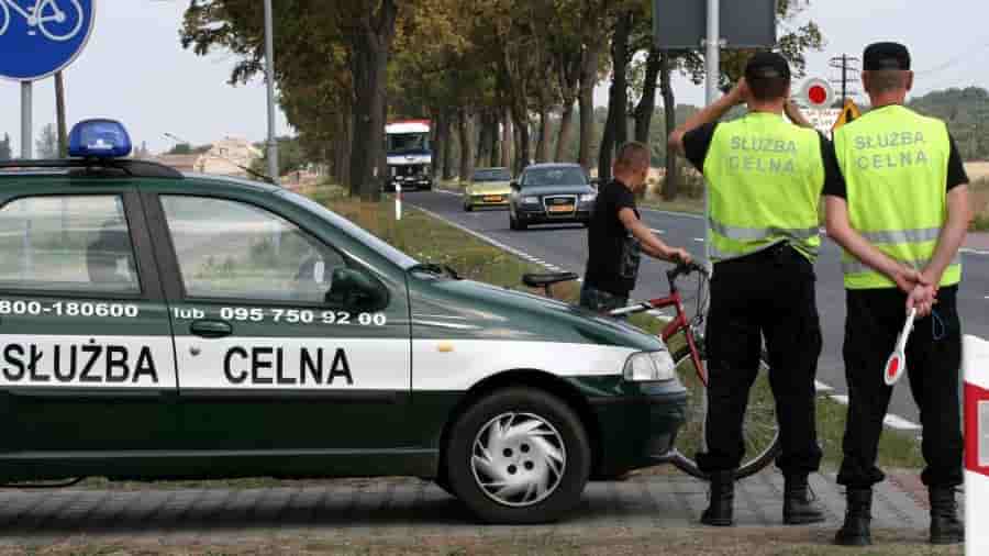 Положение Закона о дорожном транспорте Республики Польша, регулирующих работу водителя в ночное время